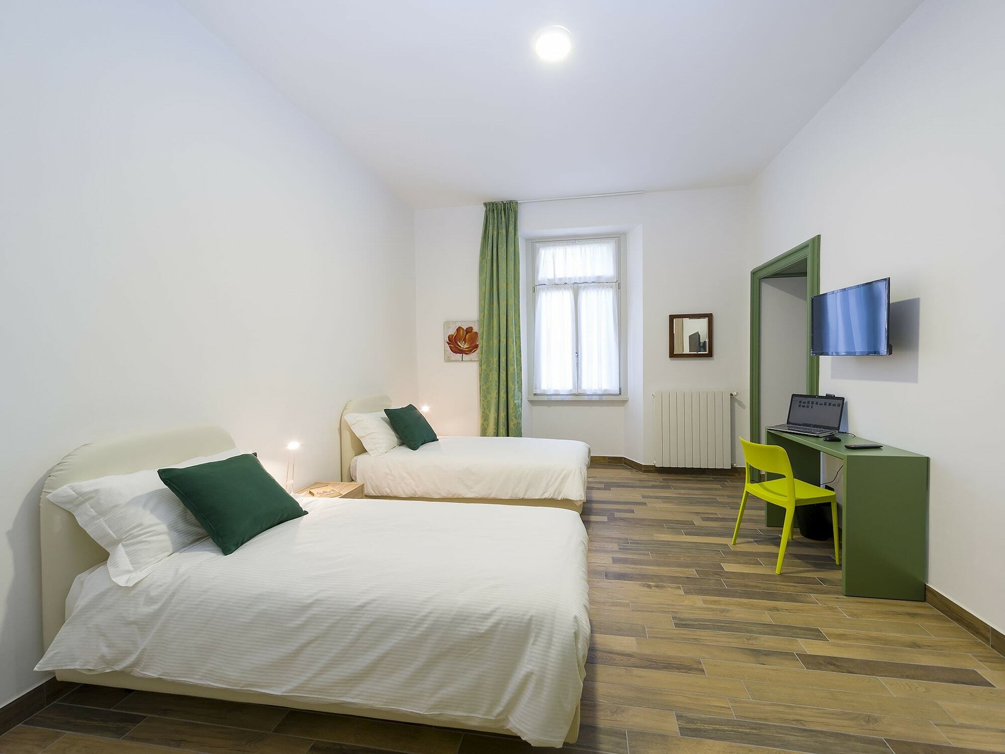 Hotel La Nostra Casa In Centro Lecco Exteriér fotografie